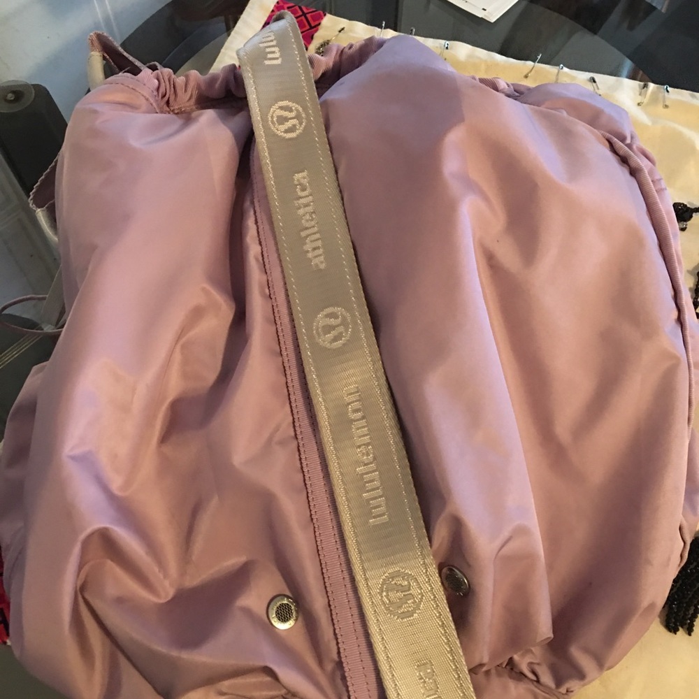 Pululemos gym bag